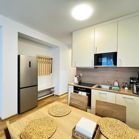 Riverside Apartment Praha エクステリア 写真