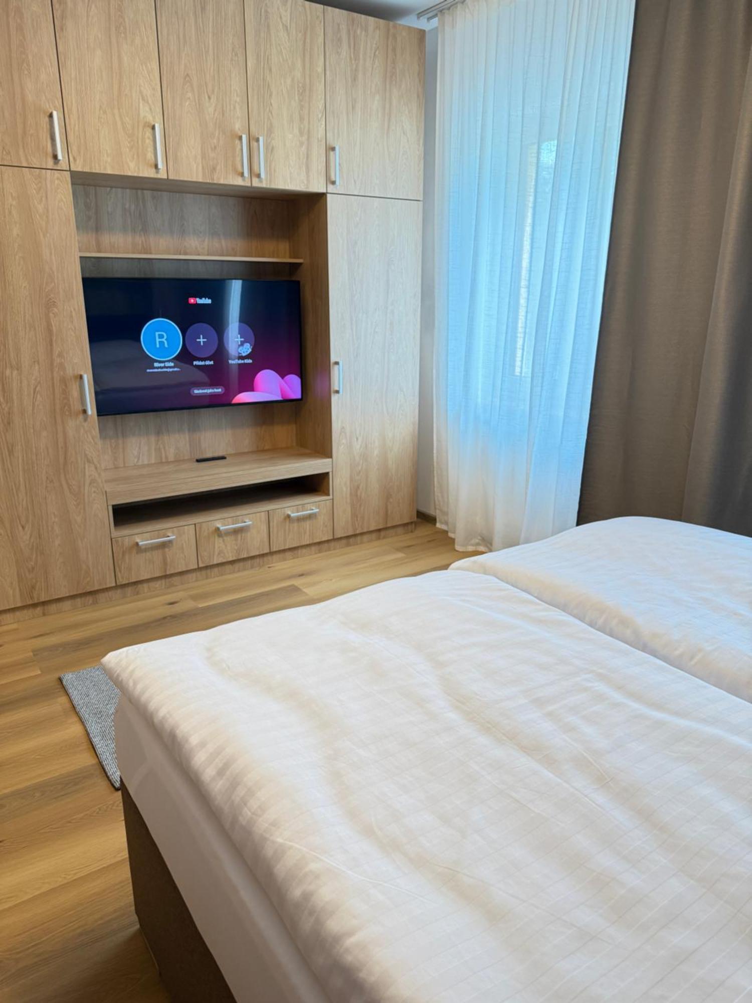 Riverside Apartment Praha エクステリア 写真