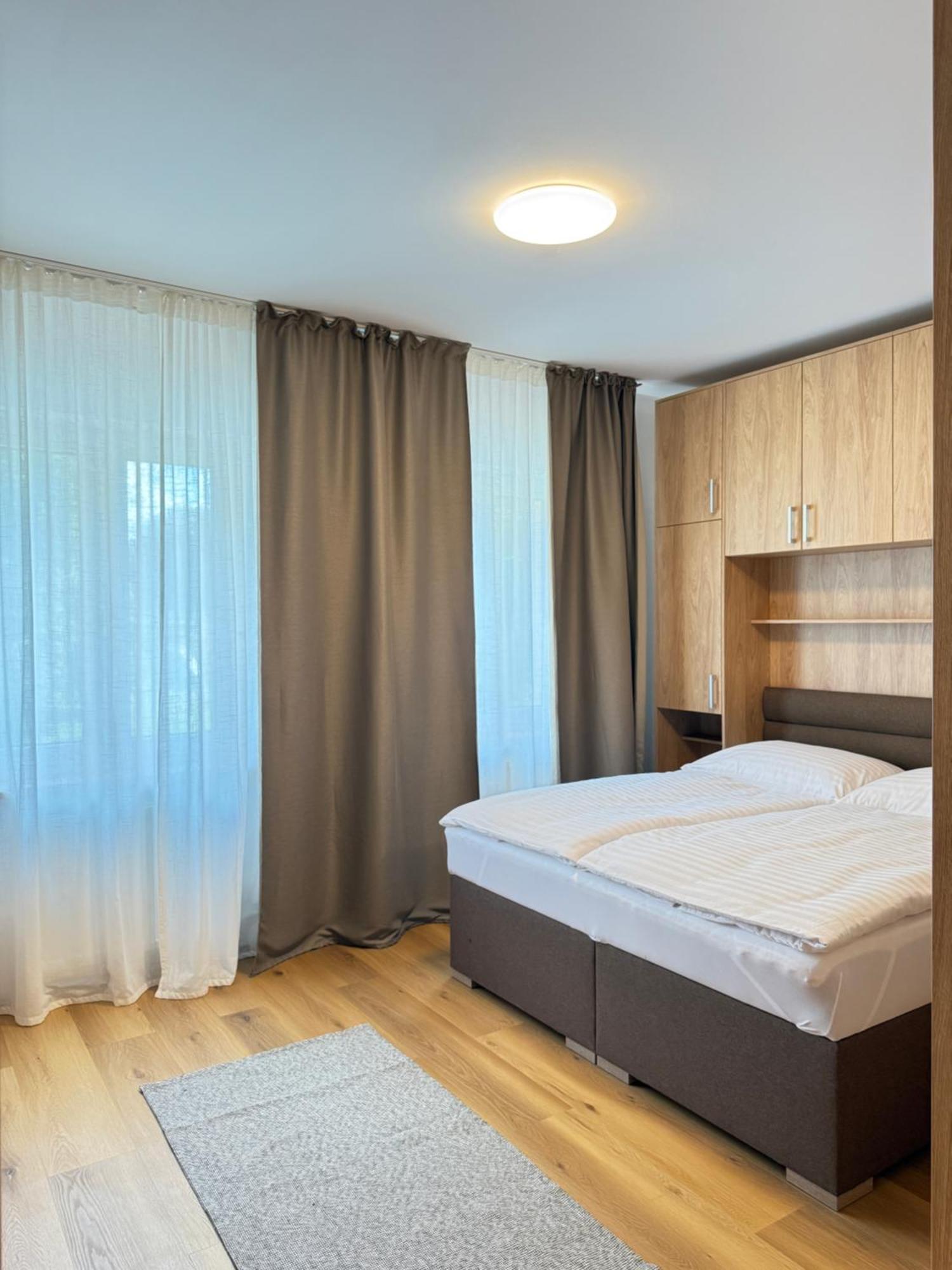 Riverside Apartment Praha エクステリア 写真