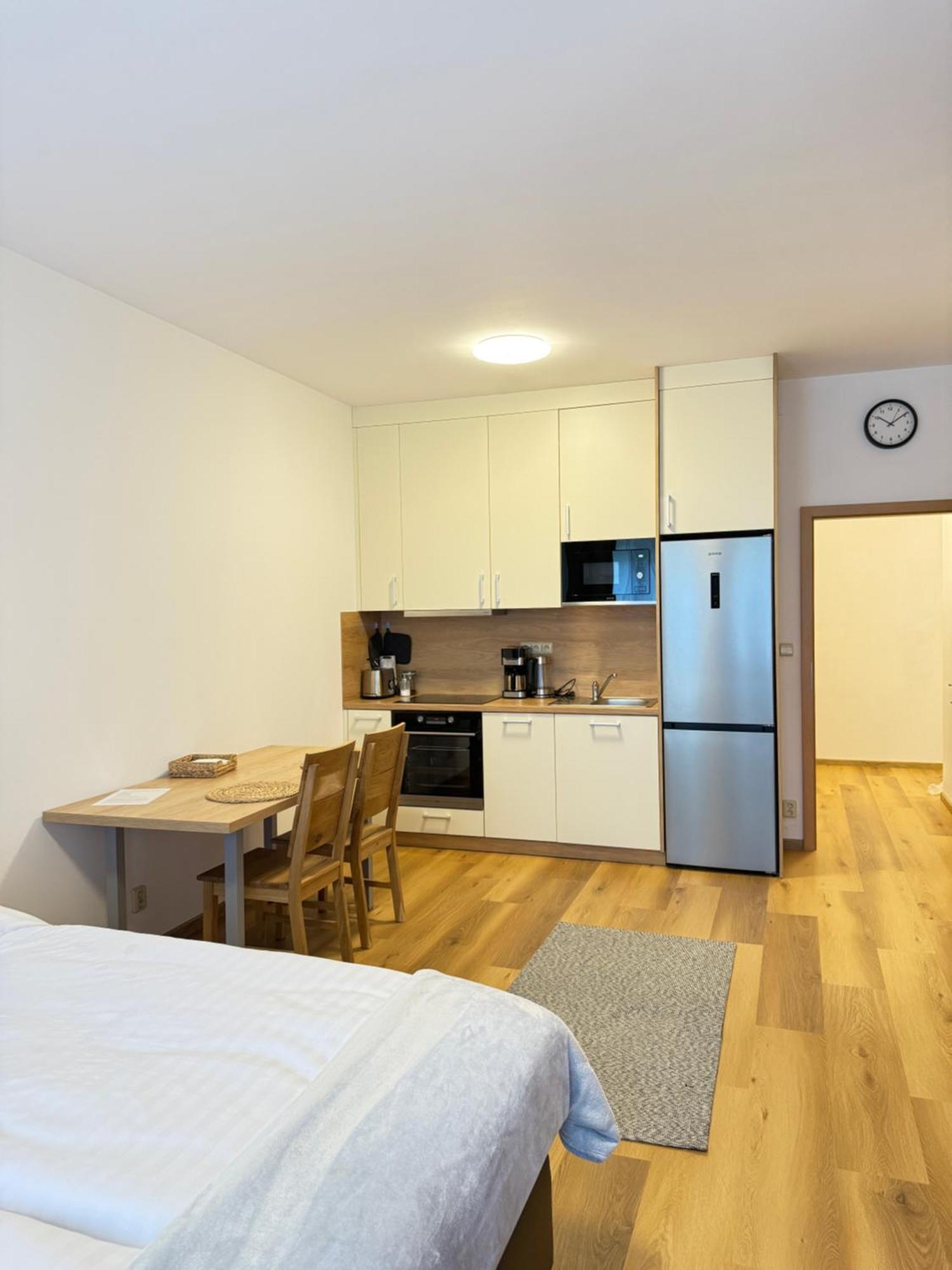 Riverside Apartment Praha エクステリア 写真